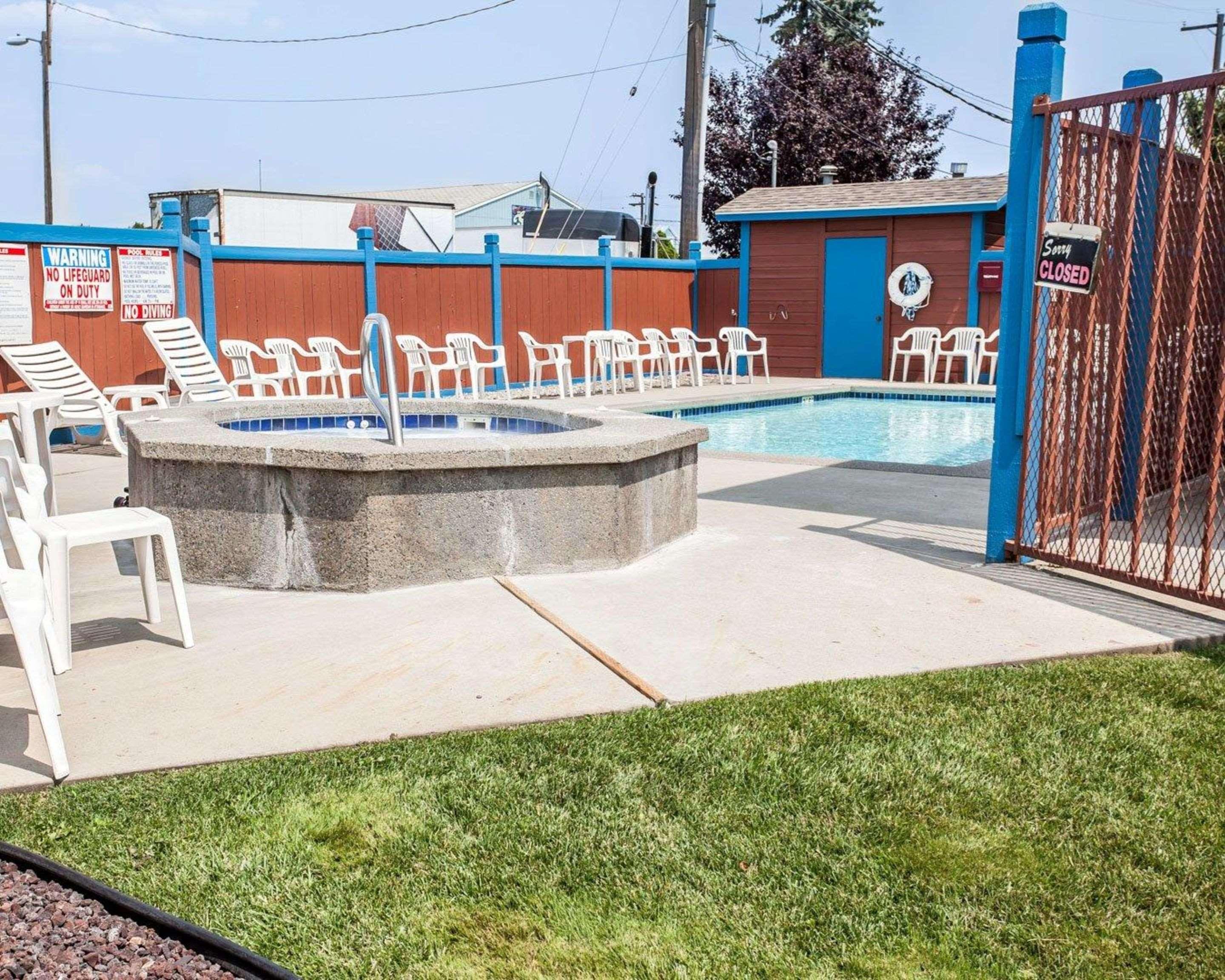 ספוקיין ואלי Rodeway Inn & Suites מראה חיצוני תמונה