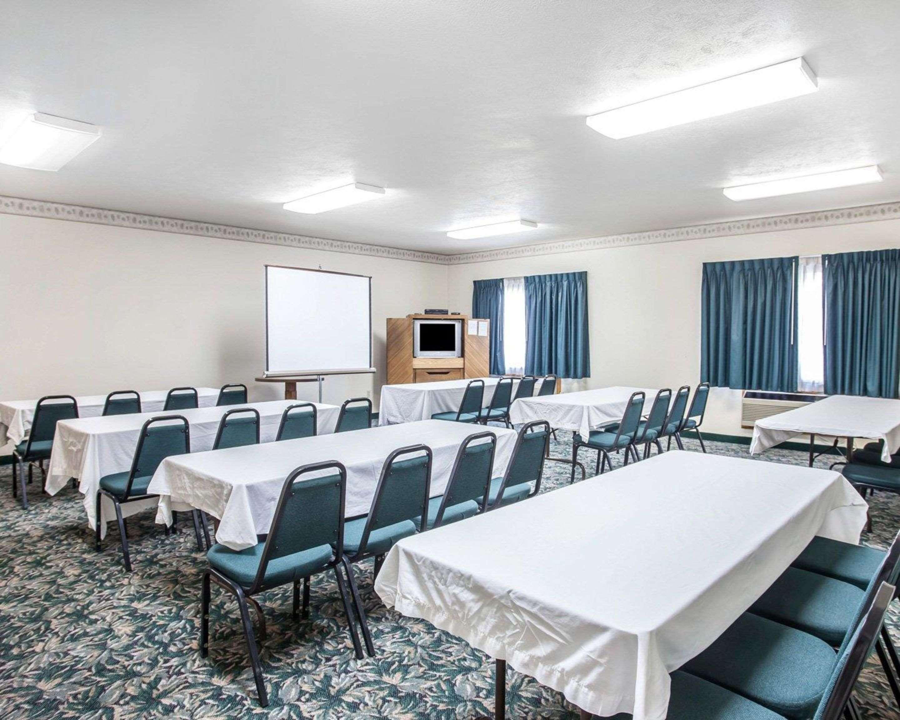 ספוקיין ואלי Rodeway Inn & Suites מראה חיצוני תמונה